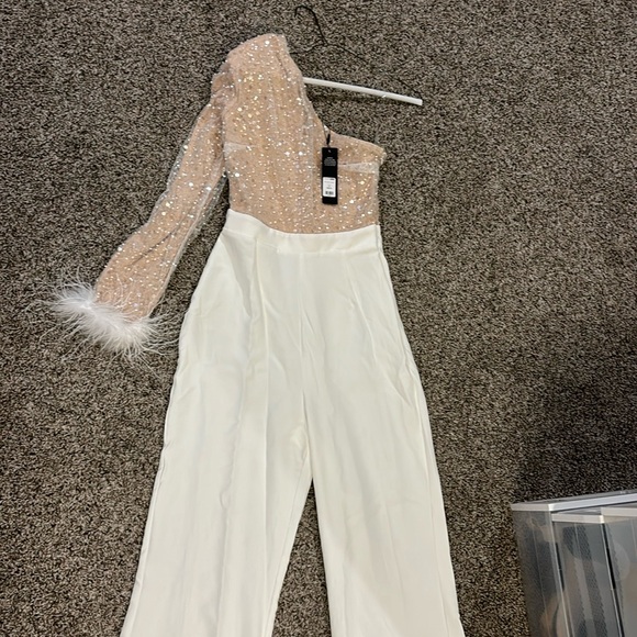 Brand new unworn fashion nova jumpsuit! - Picture 3 of 3